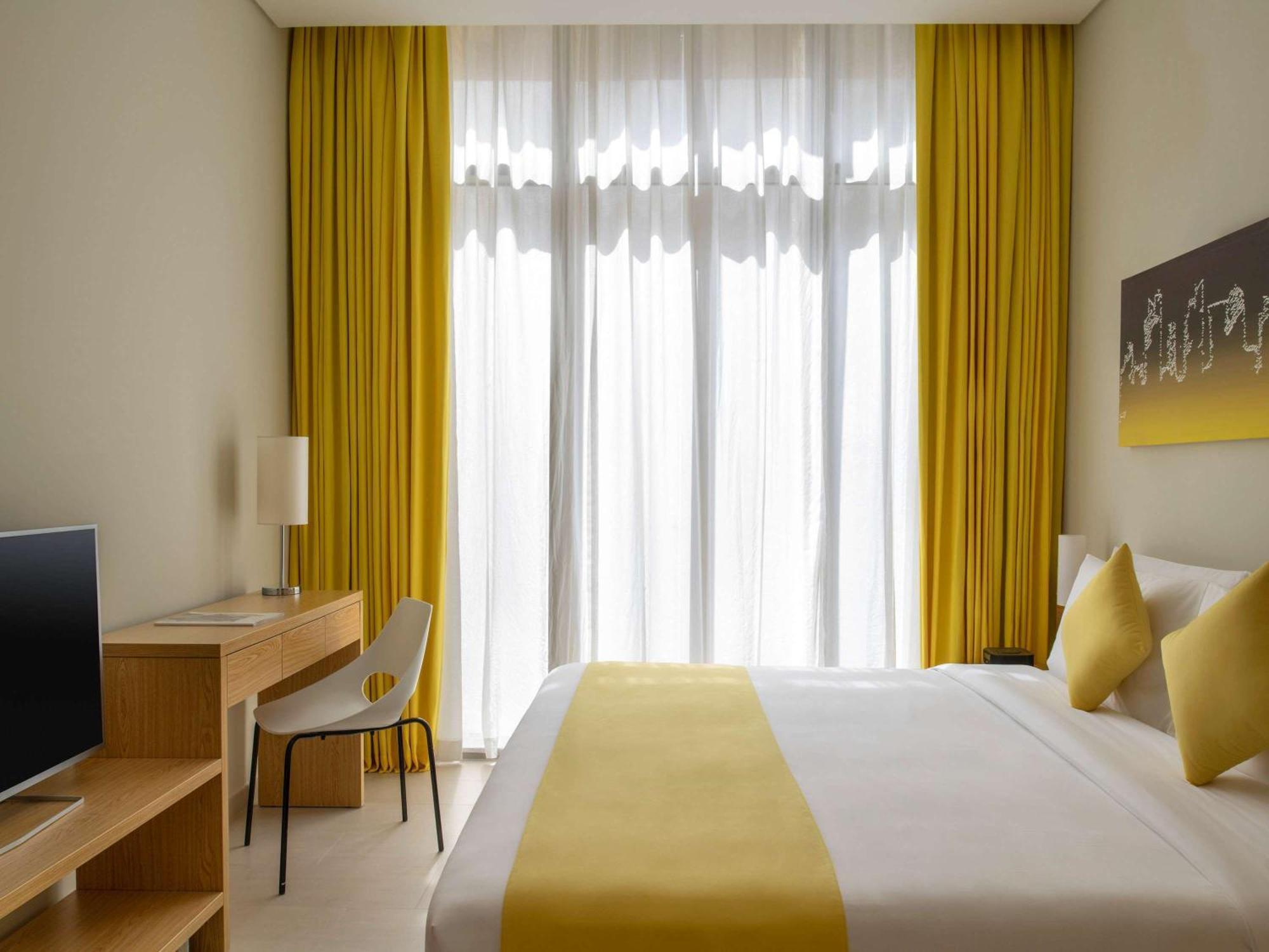 Adagio Doha Hotel Exterior photo